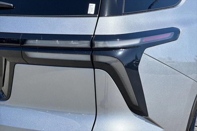 2026 Chevrolet Traverse FWD RS