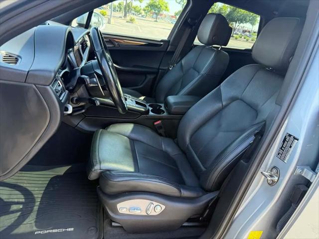 2021 Porsche Macan Macan