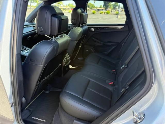 2021 Porsche Macan Macan