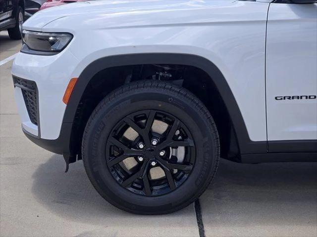 2026 Jeep Grand Cherokee L Altitude 4x2