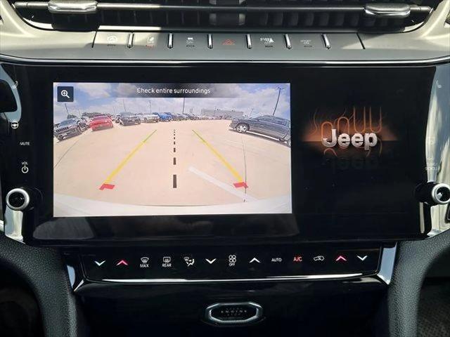 2026 Jeep Grand Cherokee L Altitude 4x2