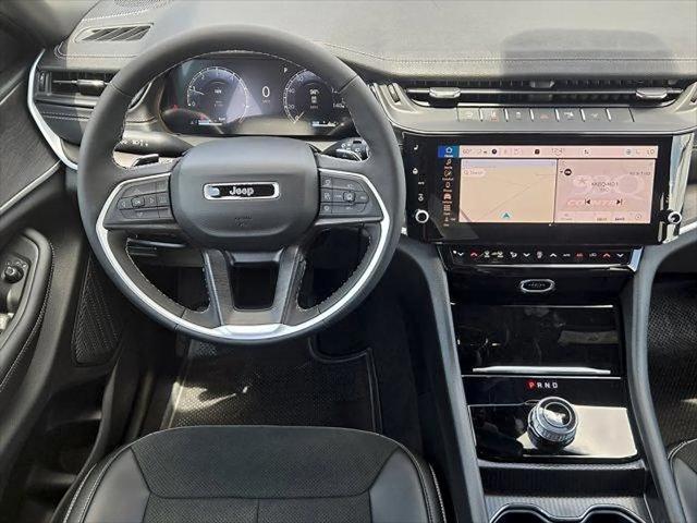 2026 Jeep Grand Cherokee L Altitude 4x2