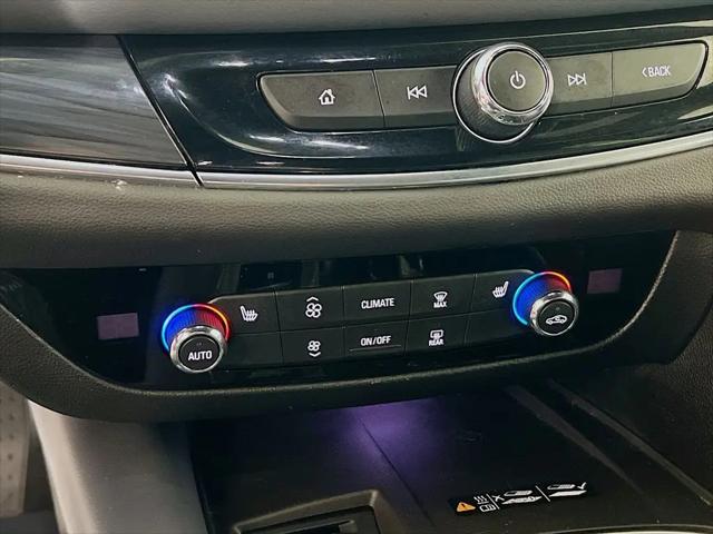 2024 Buick Enclave Essence AWD