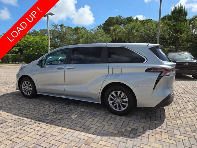 2025 Toyota Sienna XLE