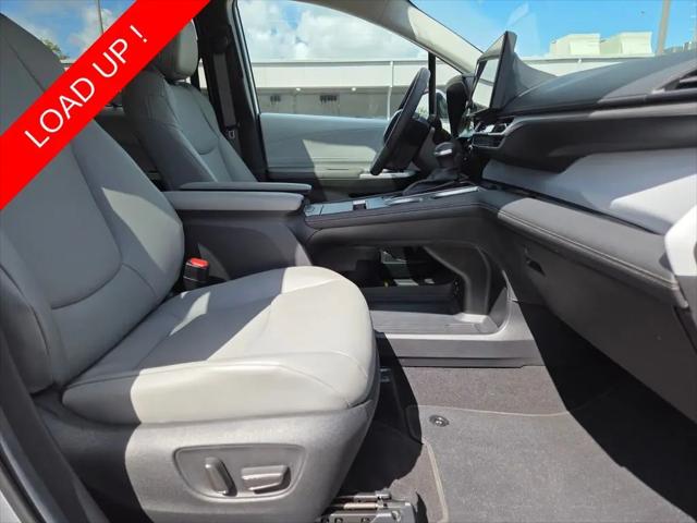 2025 Toyota Sienna XLE