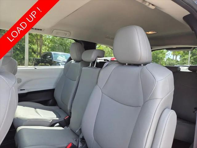 2025 Toyota Sienna XLE