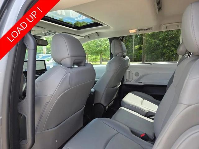 2025 Toyota Sienna XLE