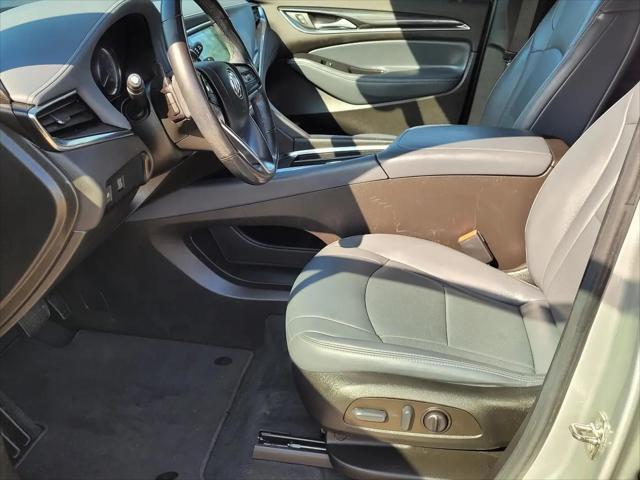 2022 Buick Enclave FWD Essence