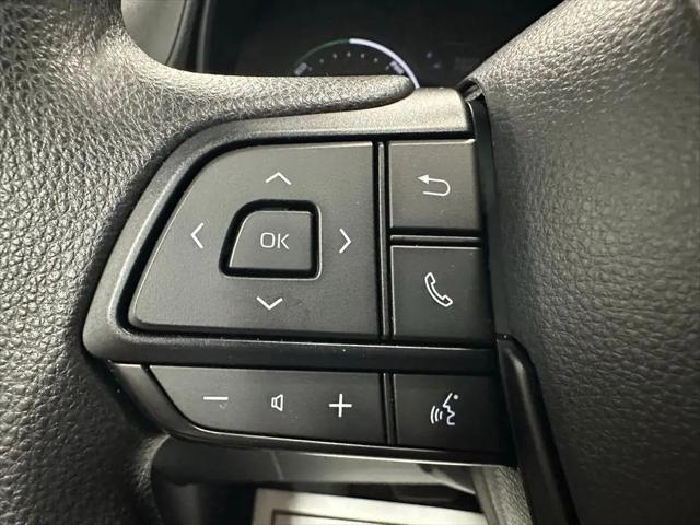 2025 Toyota Sienna LE