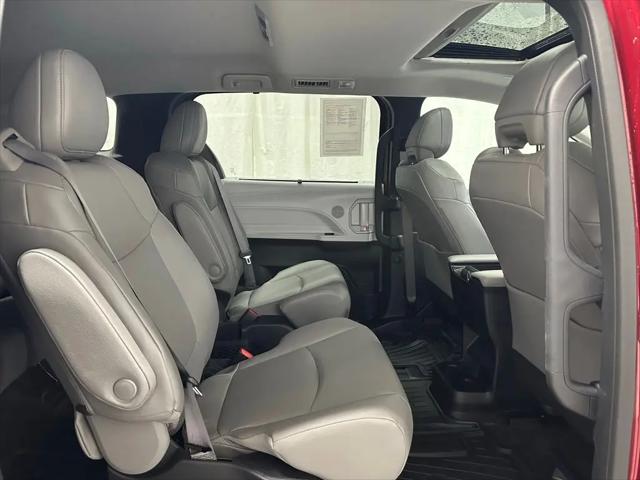 2025 Toyota Sienna XLE