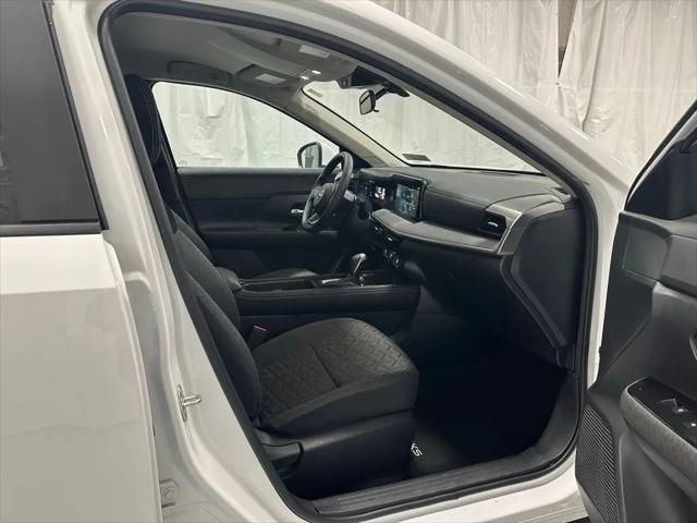 2025 Nissan Kicks SV Intelligent AWD