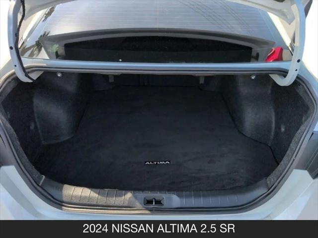 2024 Nissan Altima SR FWD