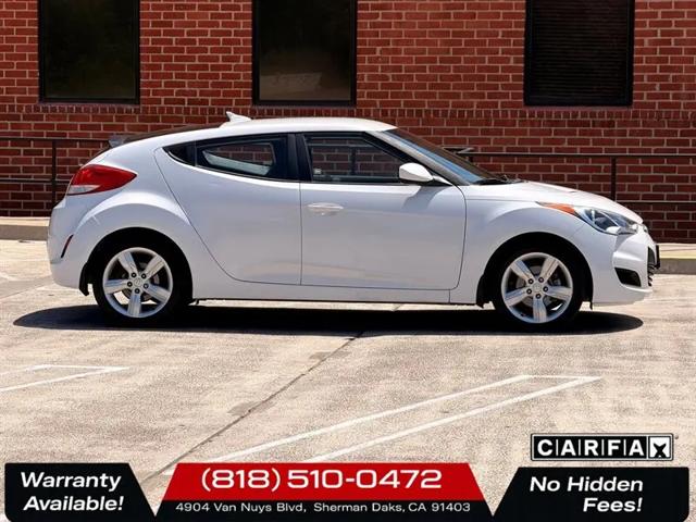 2013 Hyundai Veloster Base w/Black