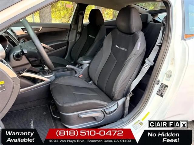 2013 Hyundai Veloster Base w/Black