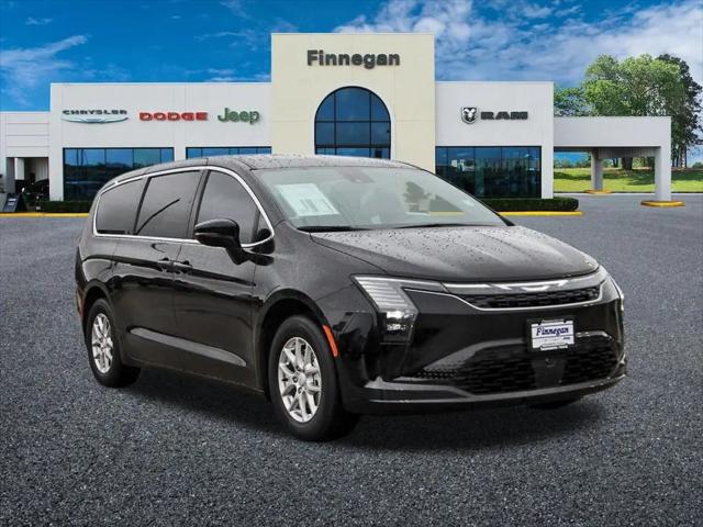 2027 Chrysler Pacifica Select for sale in Rosenberg, TX