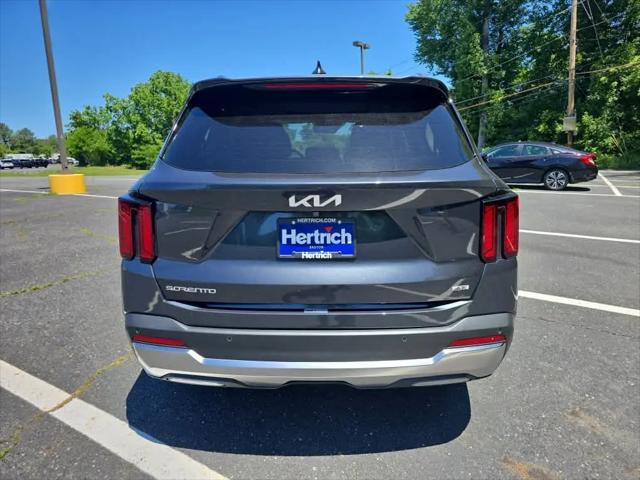 2024 Kia Sorento S