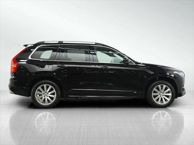 2018 Volvo XC90 T6 Momentum