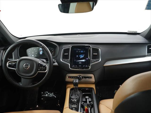 2018 Volvo XC90 T6 Momentum