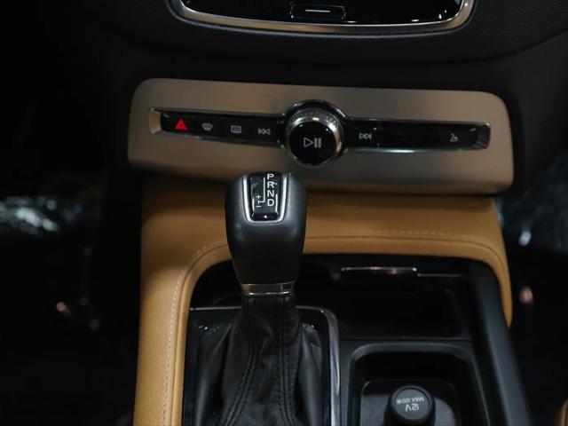 2018 Volvo XC90 T6 Momentum