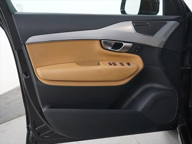 2018 Volvo XC90 T6 Momentum