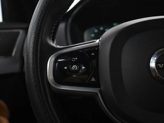 2018 Volvo XC90 T6 Momentum