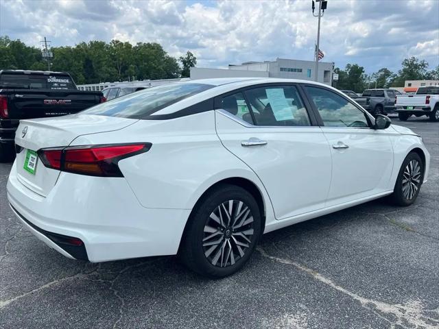 2025 Nissan Altima SV FWD