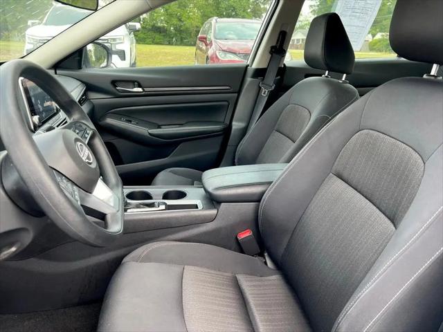 2025 Nissan Altima SV FWD