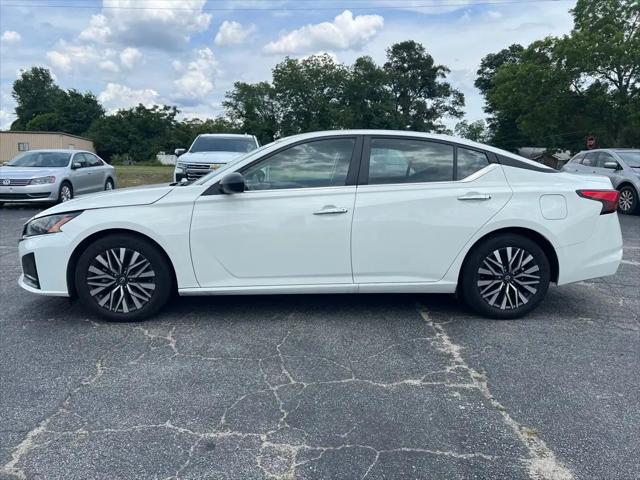 2025 Nissan Altima SV FWD