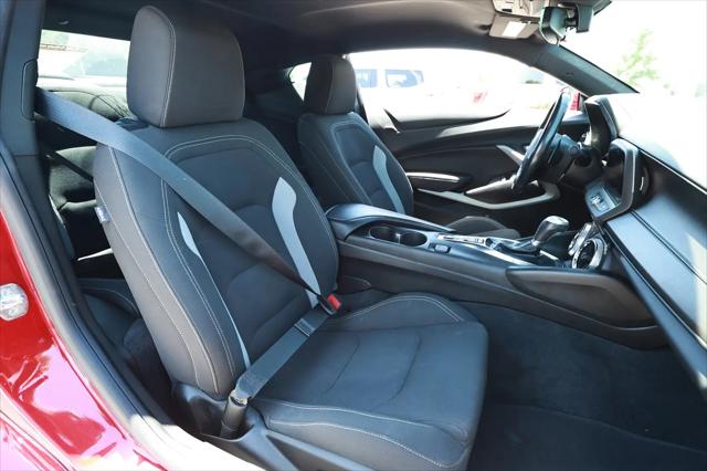2022 Chevrolet Camaro RWD Coupe 1LT