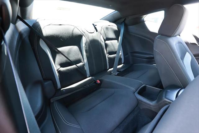 2022 Chevrolet Camaro RWD Coupe 1LT