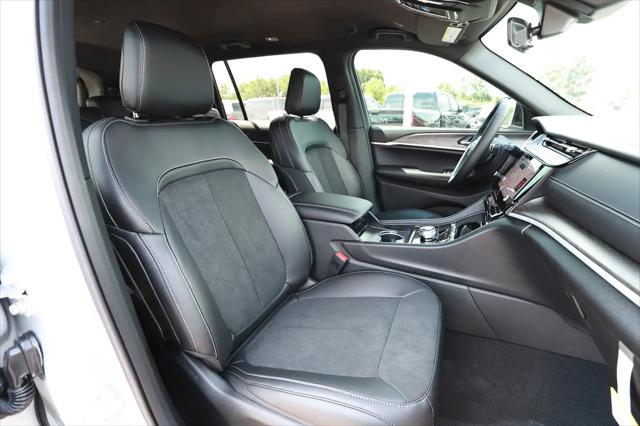 2026 Jeep Grand Cherokee L Altitude 4x2