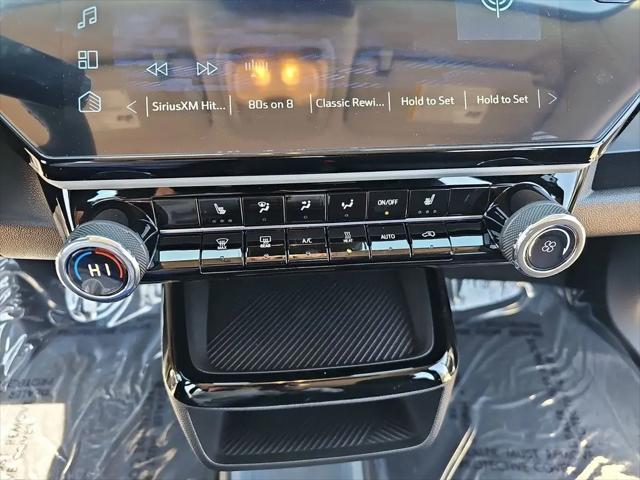 2027 Chevrolet Bolt LT FWD