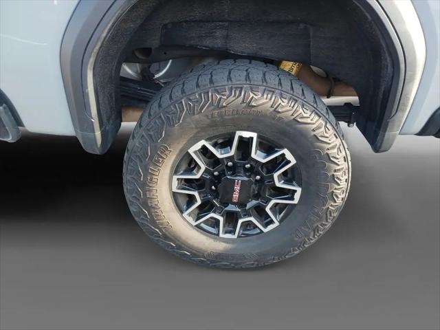 2024 GMC Sierra 2500HD 4WD Crew Cab Standard Bed AT4X