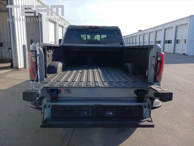 2024 GMC Sierra 2500HD 4WD Crew Cab Standard Bed AT4X