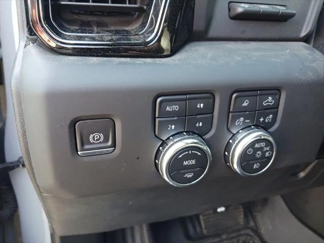 2024 GMC Sierra 2500HD 4WD Crew Cab Standard Bed AT4X