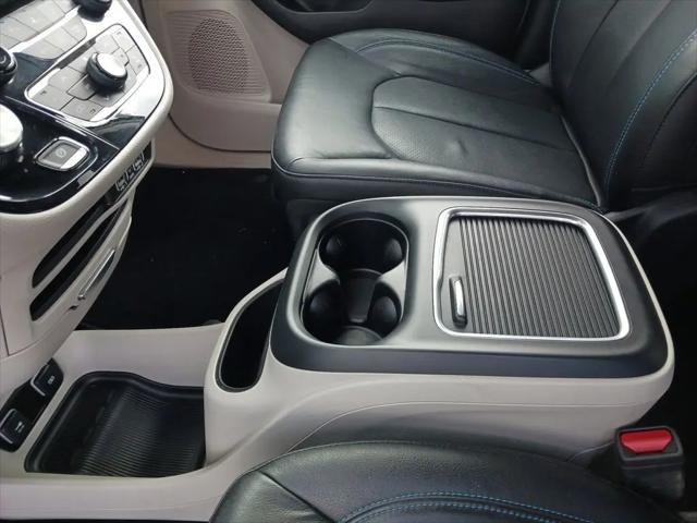 2021 Chrysler Pacifica Touring L