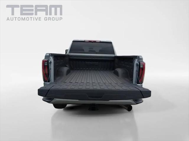 2025 GMC Sierra 2500HD 4WD Crew Cab Standard Bed AT4