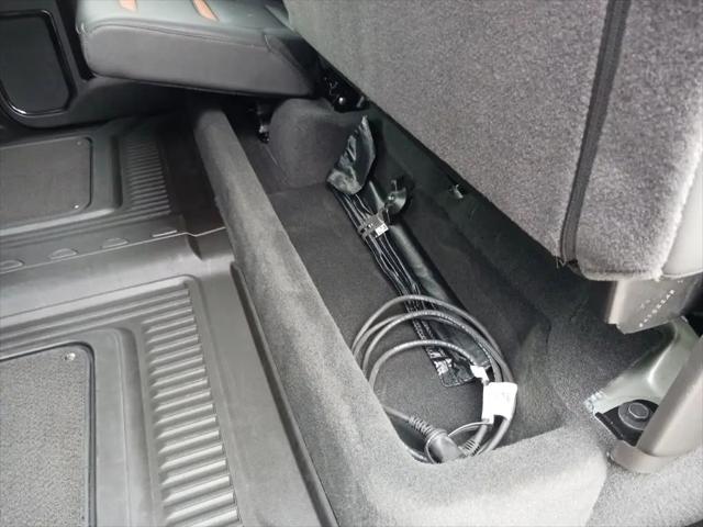 2025 GMC Sierra 2500HD 4WD Crew Cab Standard Bed AT4