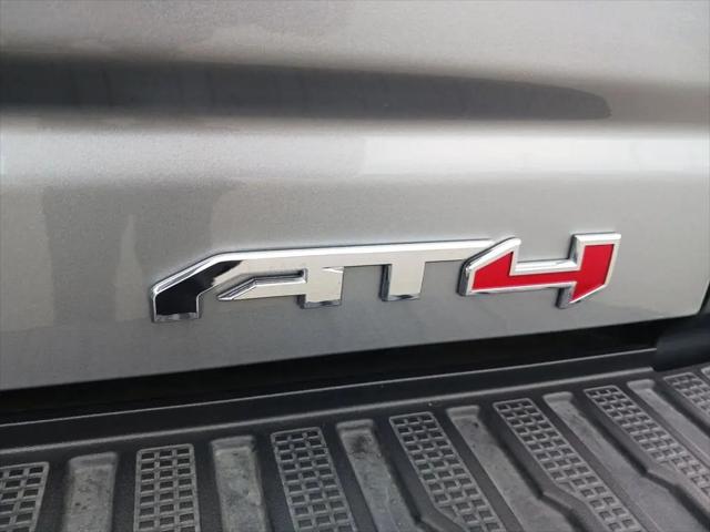 2025 GMC Sierra 2500HD 4WD Crew Cab Standard Bed AT4