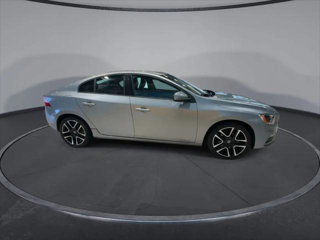 2017 Volvo S60 T5 Dynamic