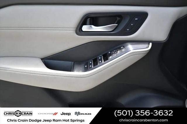 2023 Nissan Rogue SL FWD