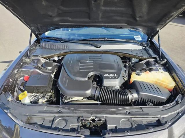 2022 Chrysler 300 Touring-L