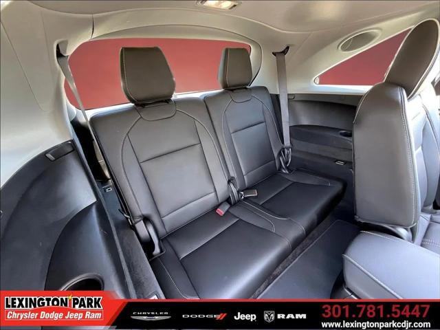 2017 Acura MDX w/Advance Package