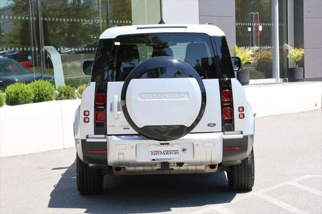2023 Land Rover Defender 130 SE