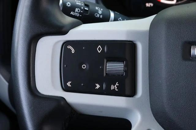 2023 Land Rover Defender 130 SE