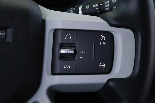 2023 Land Rover Defender 130 SE