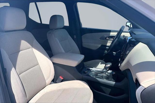 2023 Chevrolet Traverse AWD LS