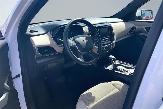 2023 Chevrolet Traverse AWD LS
