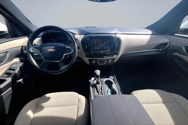 2023 Chevrolet Traverse AWD LS