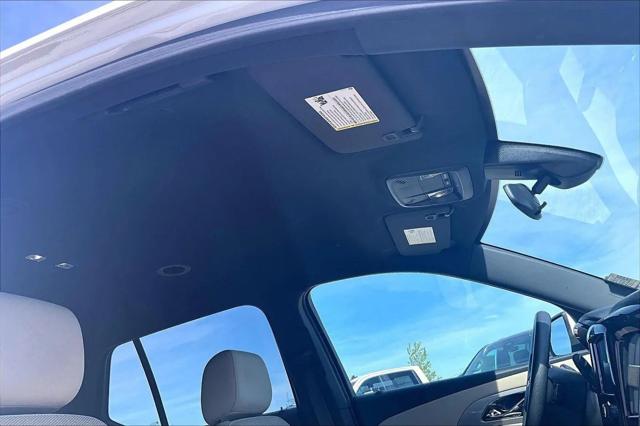 2023 Chevrolet Traverse AWD LS